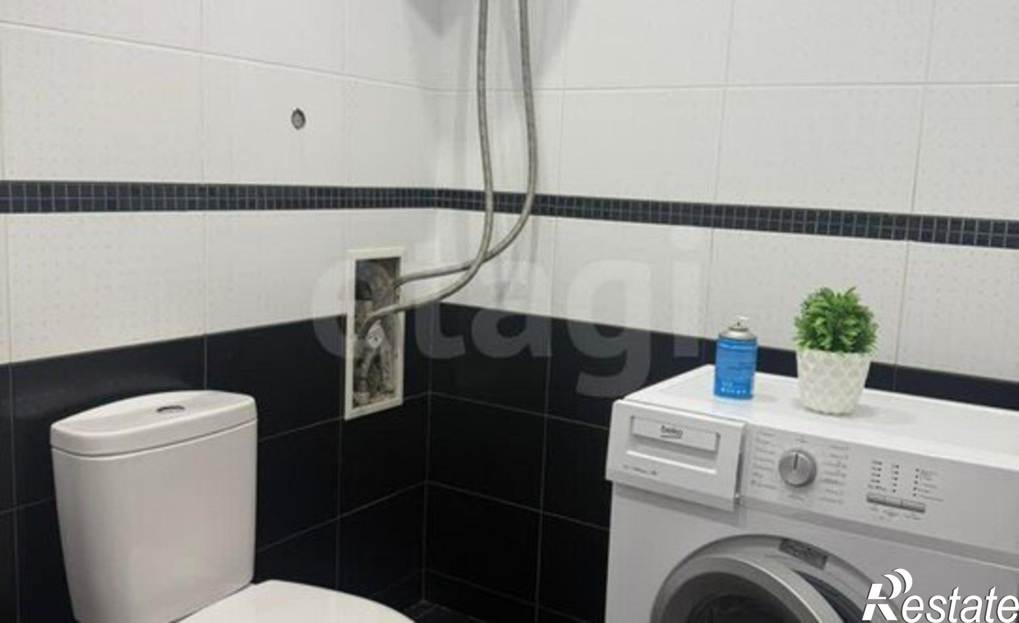 Купить квартиру за 4 500 000 рублей на Ангарская улица, 2/5