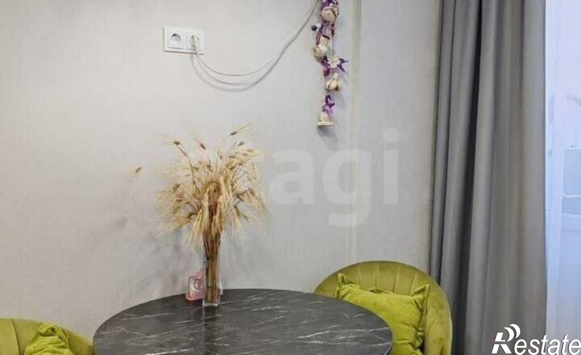 Купить квартиру за 4 950 000 рублей на ул Тепличная, 62/1 2