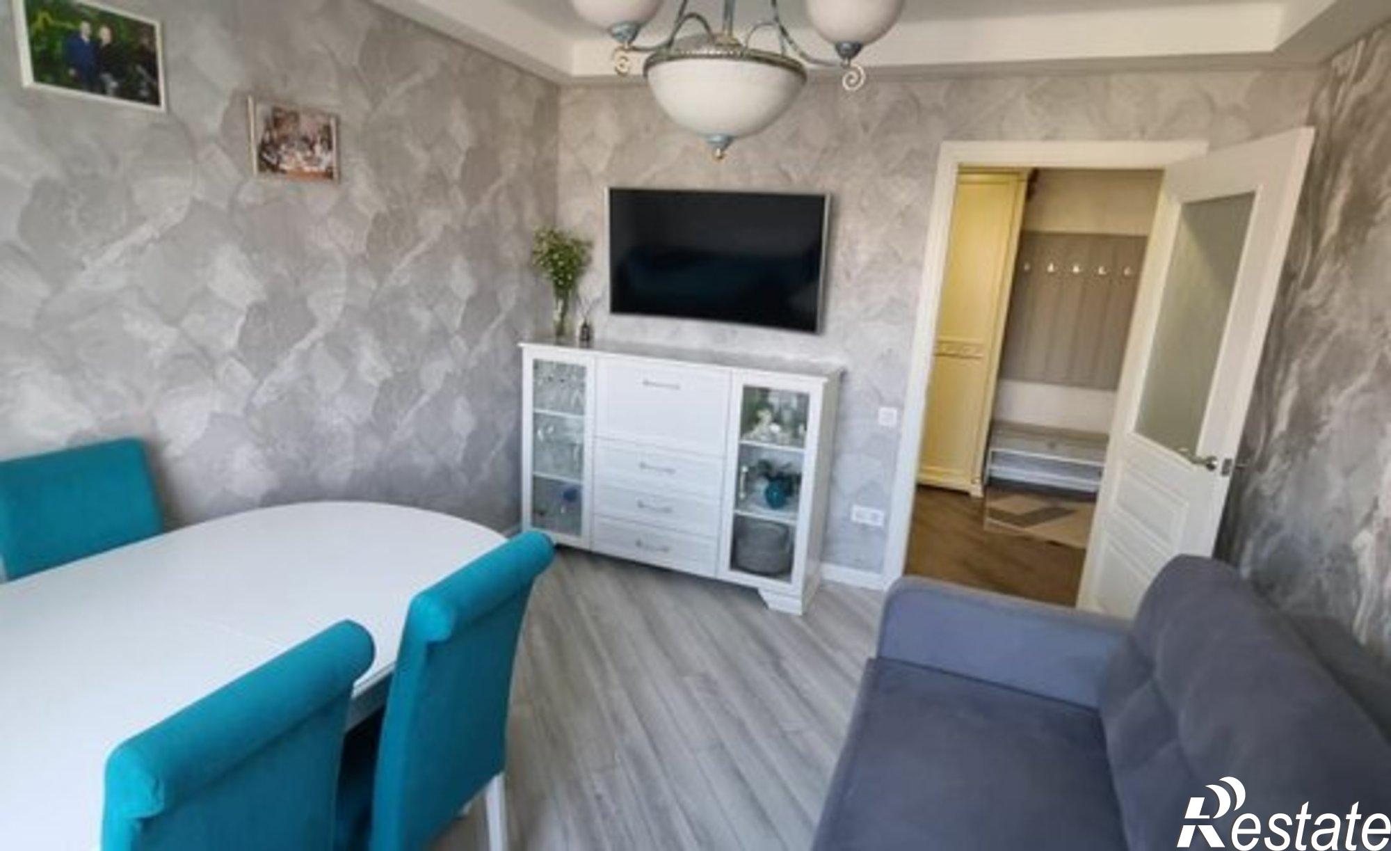 Купить квартиру за 12 000 000 рублей на пр-кт Чекистов, 21