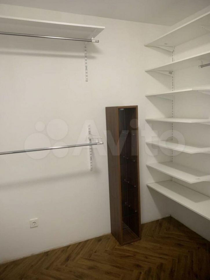 2-комн квартира Селезнёва ул, 4/6