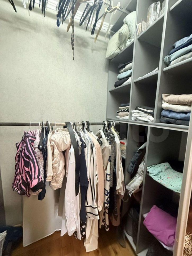 2-комн квартира Новгородская ул, 11