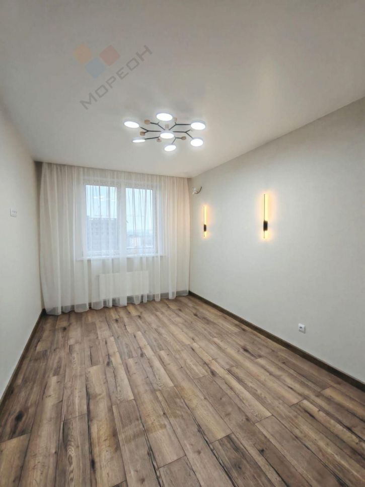 1-комн квартира им. Героя Ростовского ул, 8