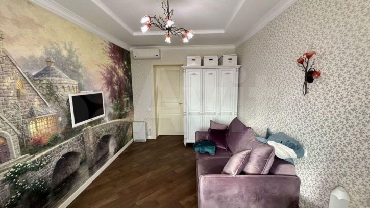 3-комн квартира Онежская ул, 1