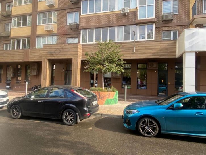 Торговое помещение Колхозная ул, 5/2к4