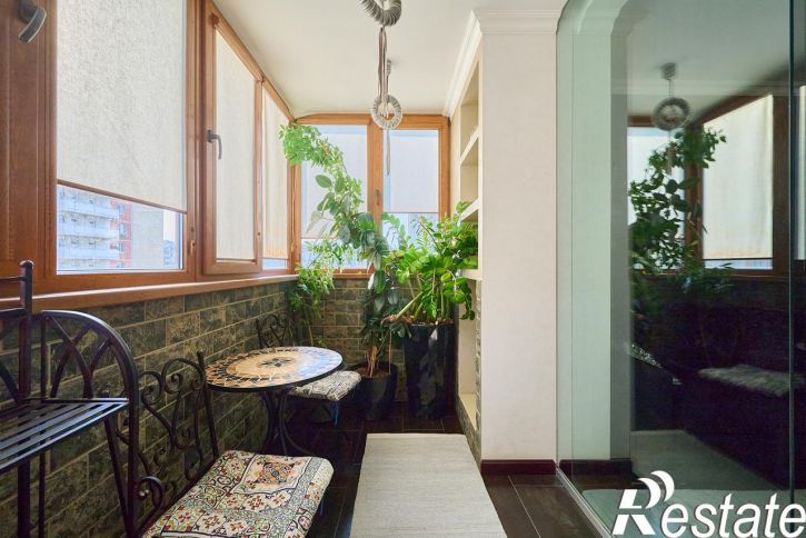 3-комн квартира Чекистов проспект, 42