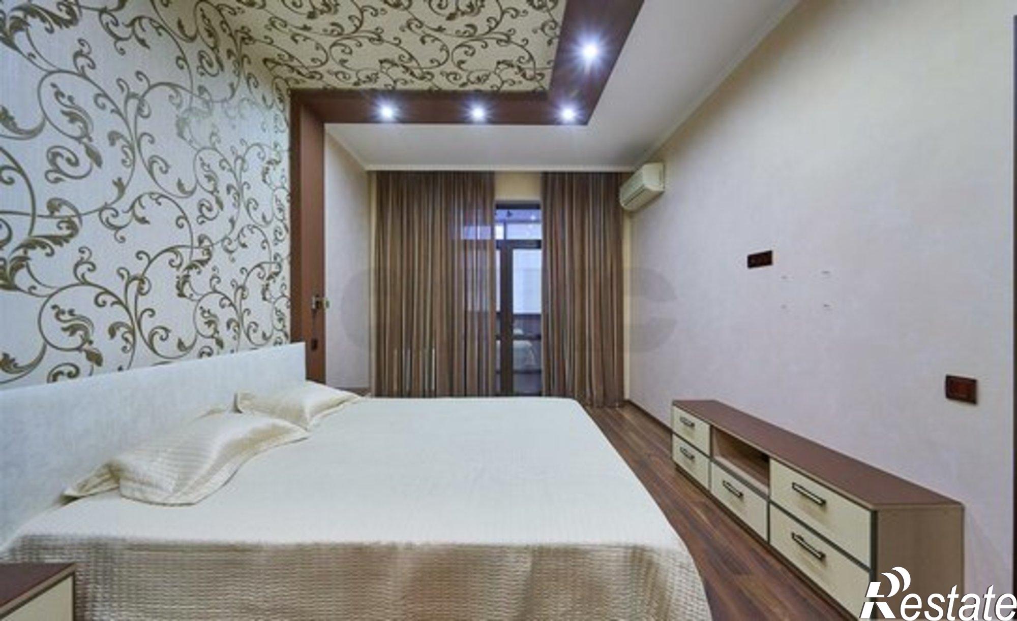 Купить квартиру за 25 900 000 рублей на бульвар Клары Лучко, 10