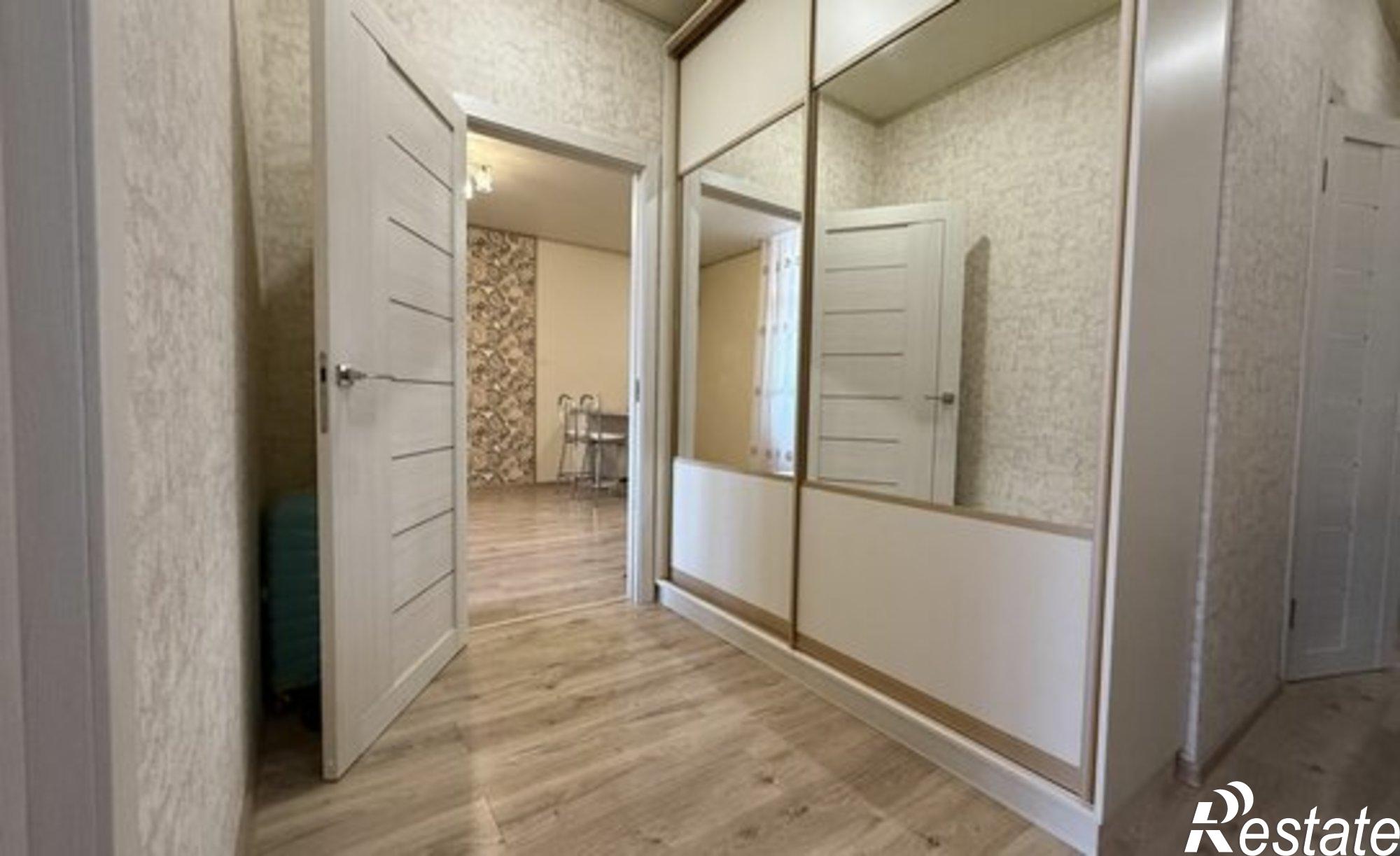 Купить квартиру за 6 500 000 рублей на улица им. Героя Яцкова И.В., 15 к1