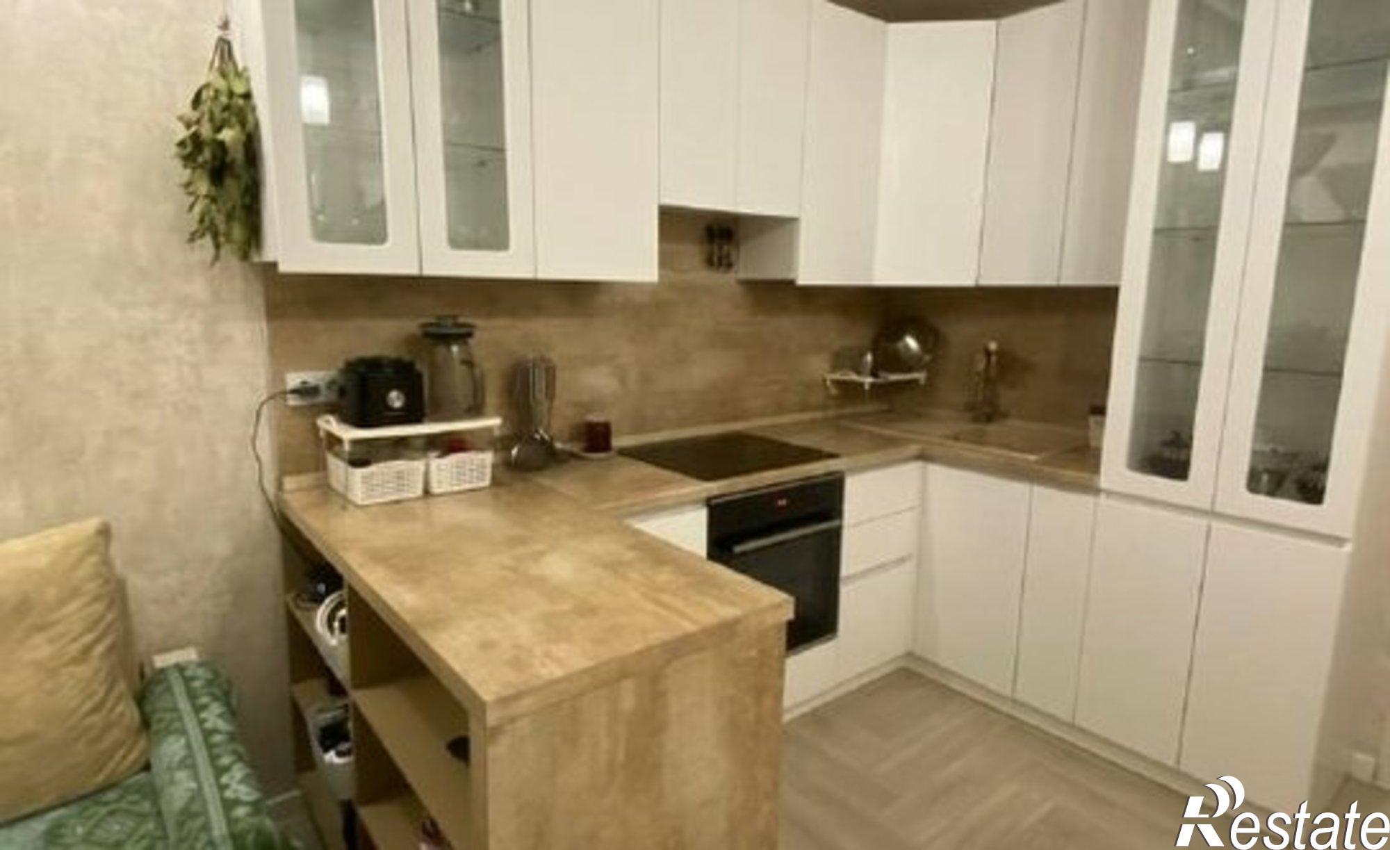 Купить квартиру за 7 250 000 рублей на ул Заполярная, 39 2