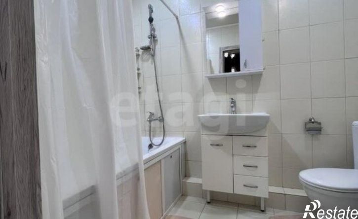 1-комн квартира ул им. Евгении Жигуленко, 4,  д. 4