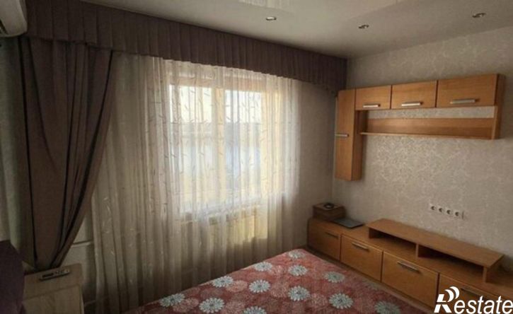 2-комн квартира ул им. 70-летия Октября, 24,  д. 24