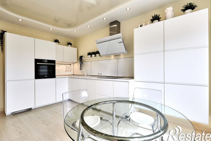 3-комн квартира Им.Генерала Шифрина , 5