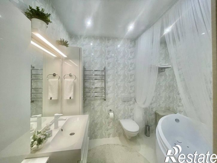 3-комн квартира Им.Генерала Шифрина , 5