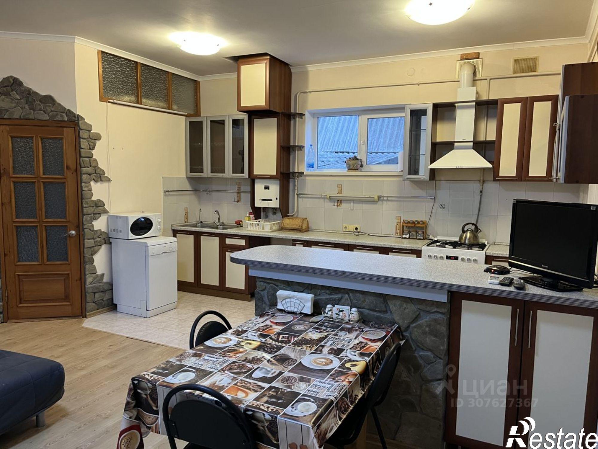 Сдать дачу, дом, коттедж за 50 000 рублей на Харьковская улица, 4