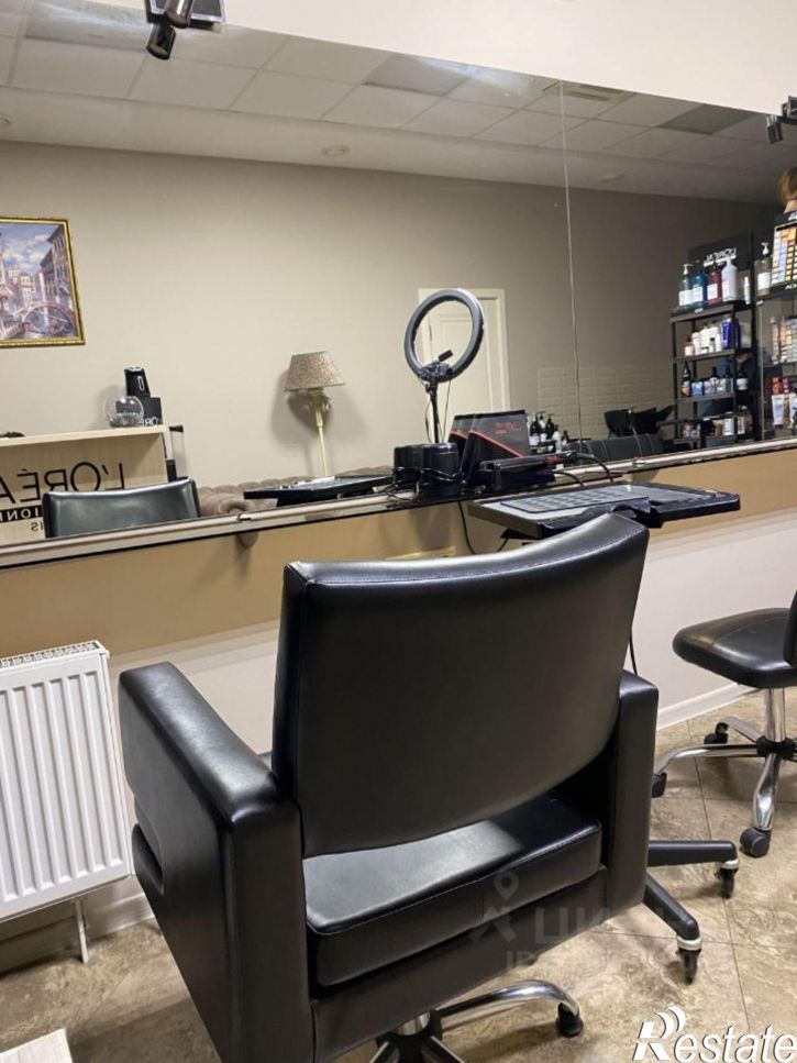 Офис ул Питерская, 18,  д. 18