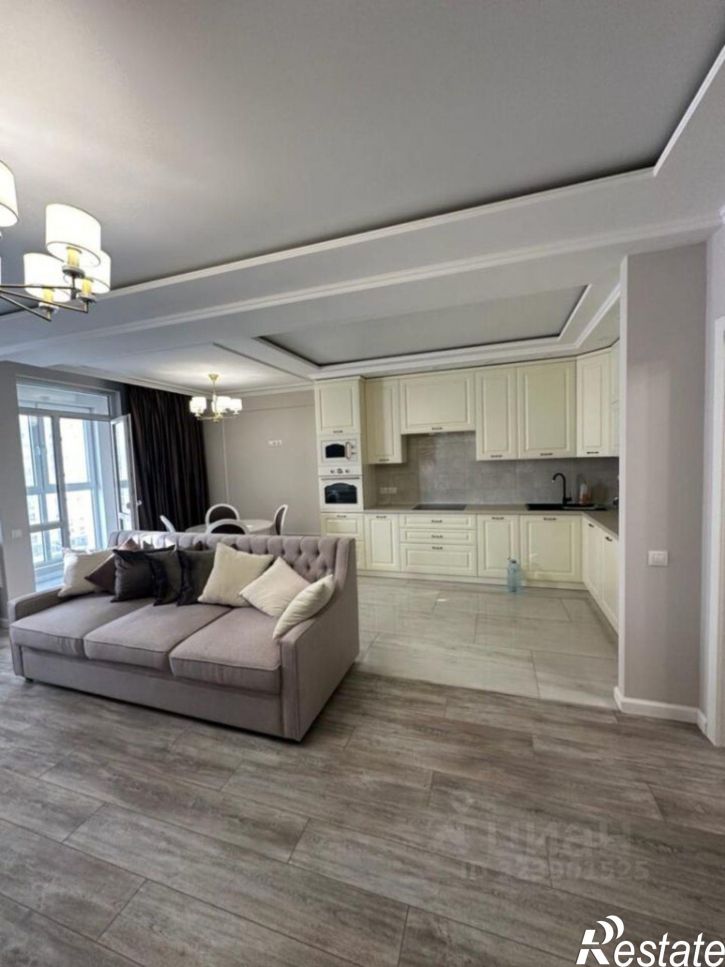 3-комн квартира ул Красная, 176 5/4,  д. 176 5/4,  к. 5/4