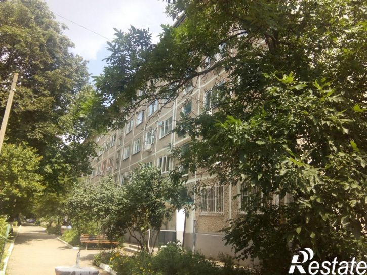 2-комн квартира Селезнева, 80