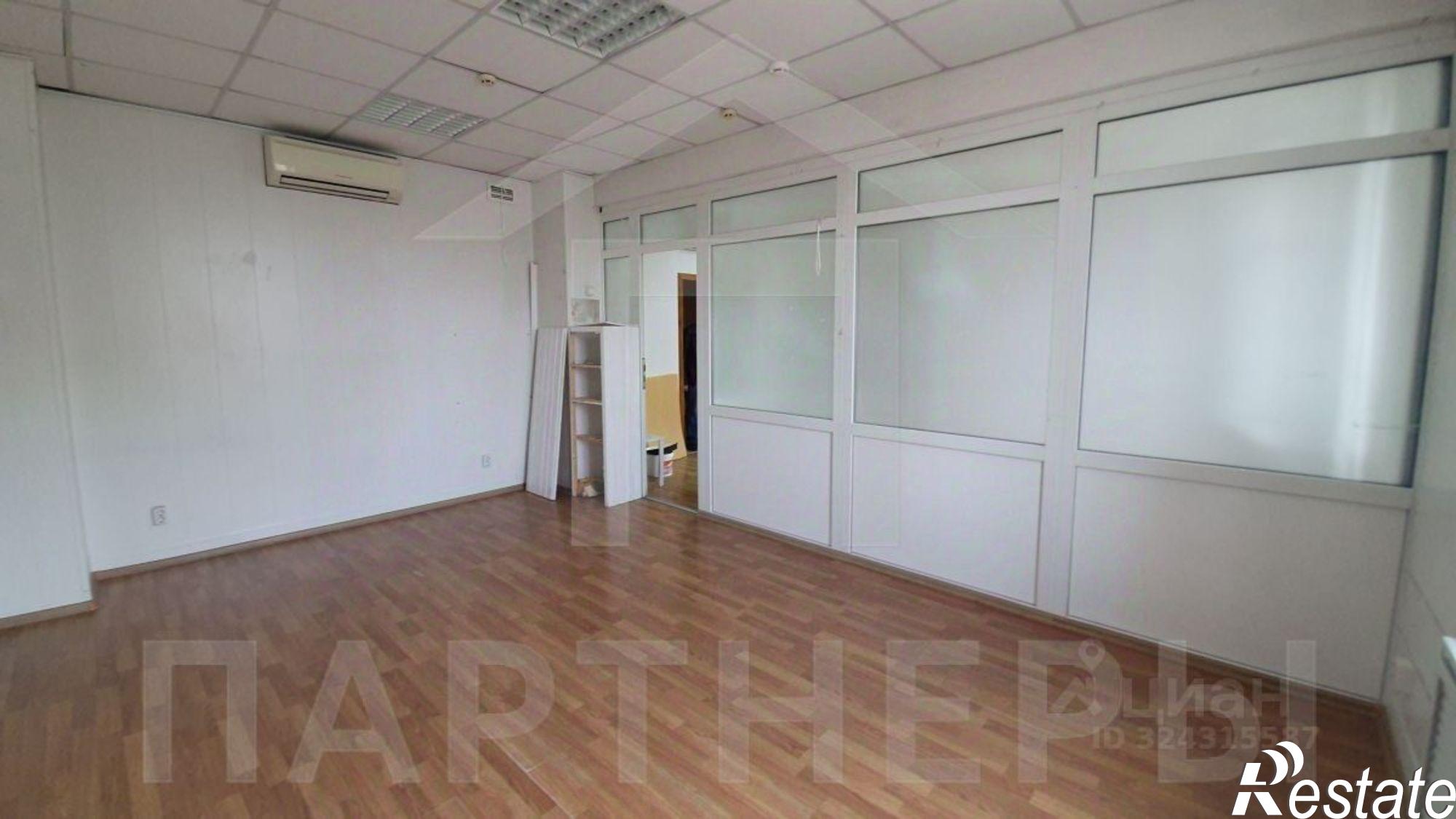 Сдать офис, помещение под офис за 42 003 рублей на Красная улица