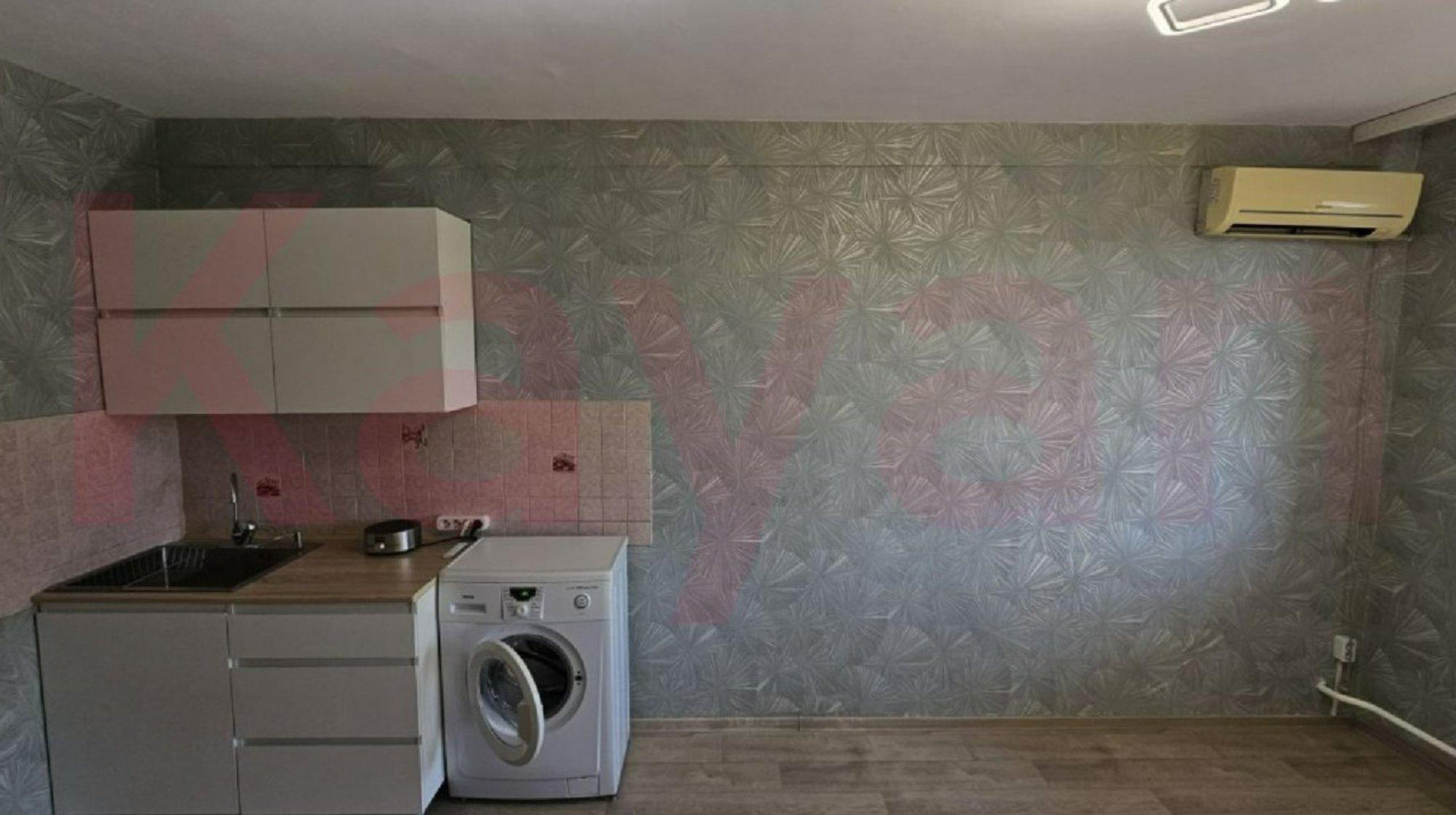 Купить комнату за 1 890 000 рублей на им. Селезнева ул.