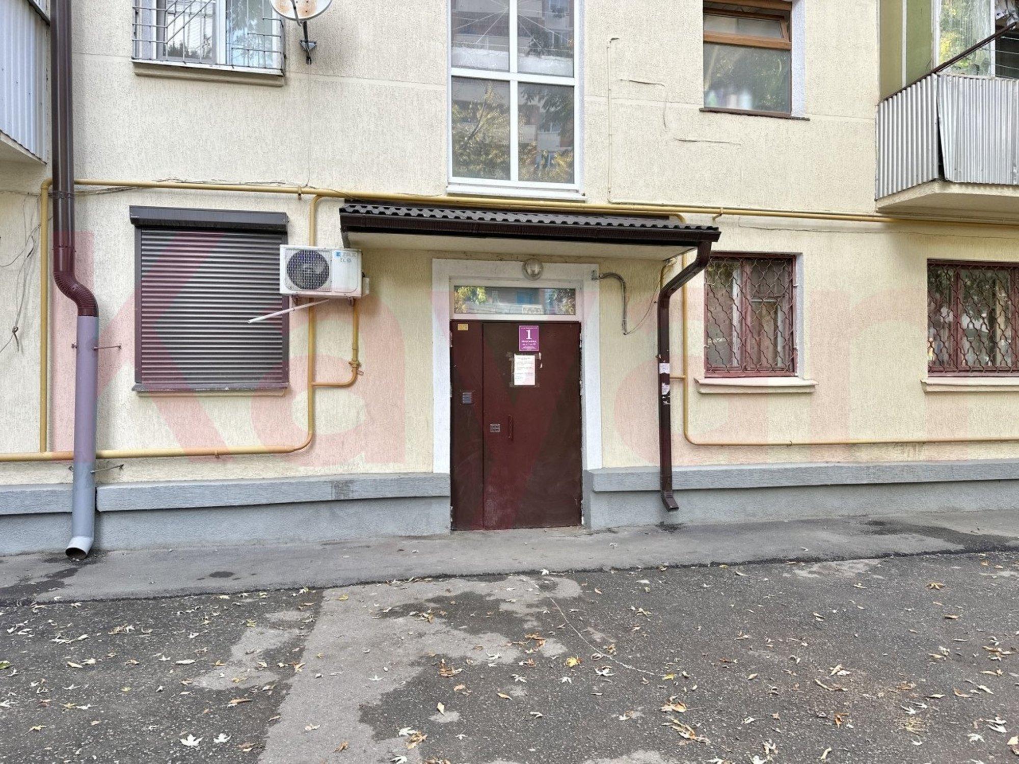 Купить квартиру за 3 400 000 рублей на им. Бородина ул.