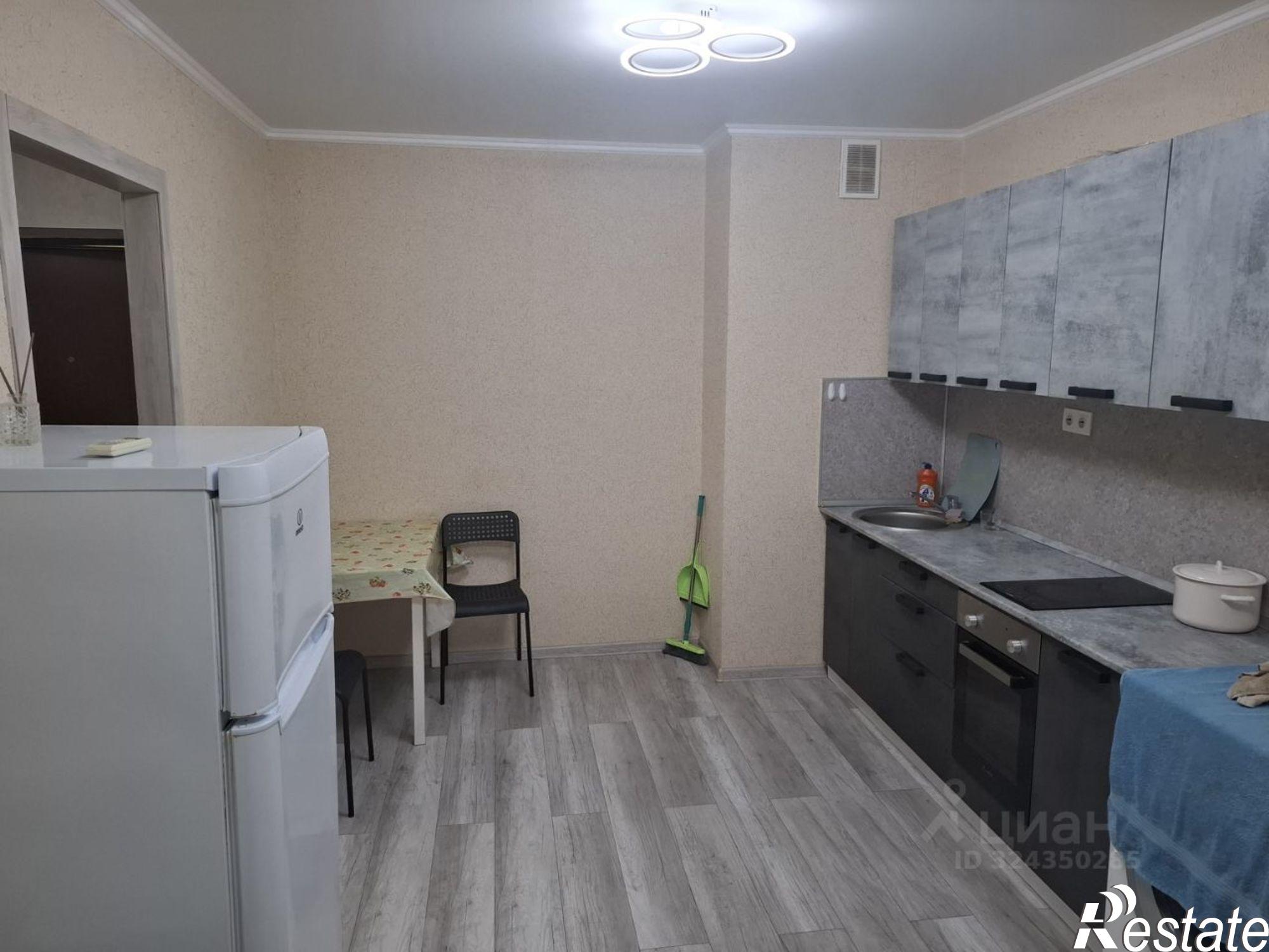 Сдать квартиру за 19 000 рублей на улица Западный Обход, 38/1 к1