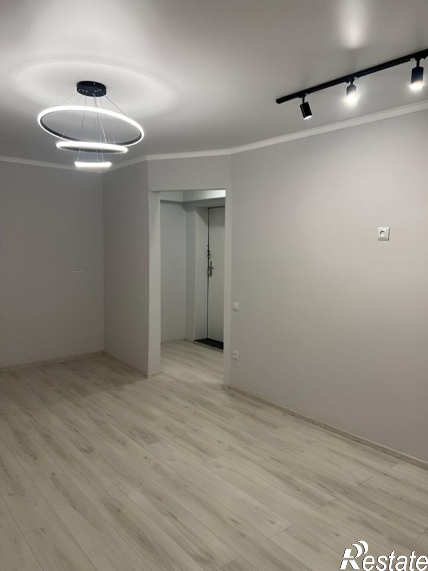 Купить квартиру за 4 300 000 рублей на улица Селезнёва, 202