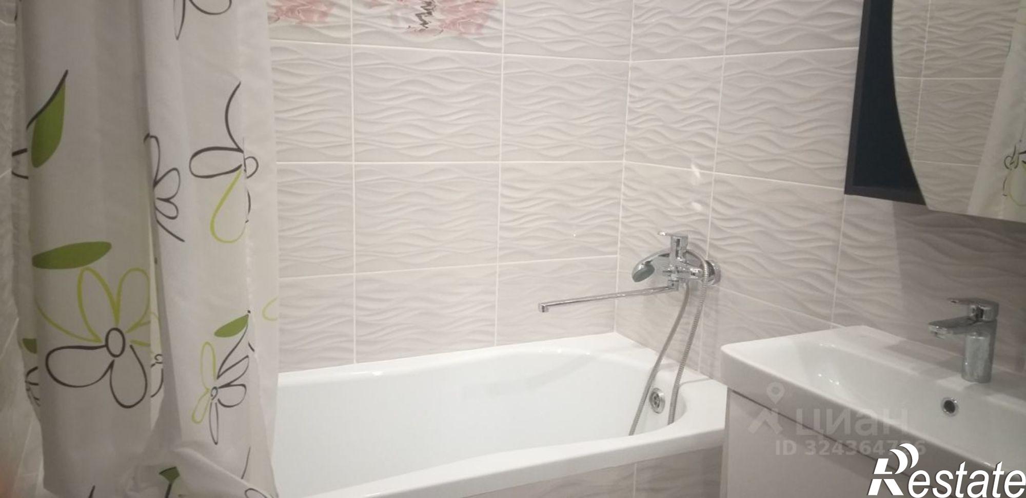 Сдать квартиру за 32 000 рублей на улица Героя Владислава Посадского, 32