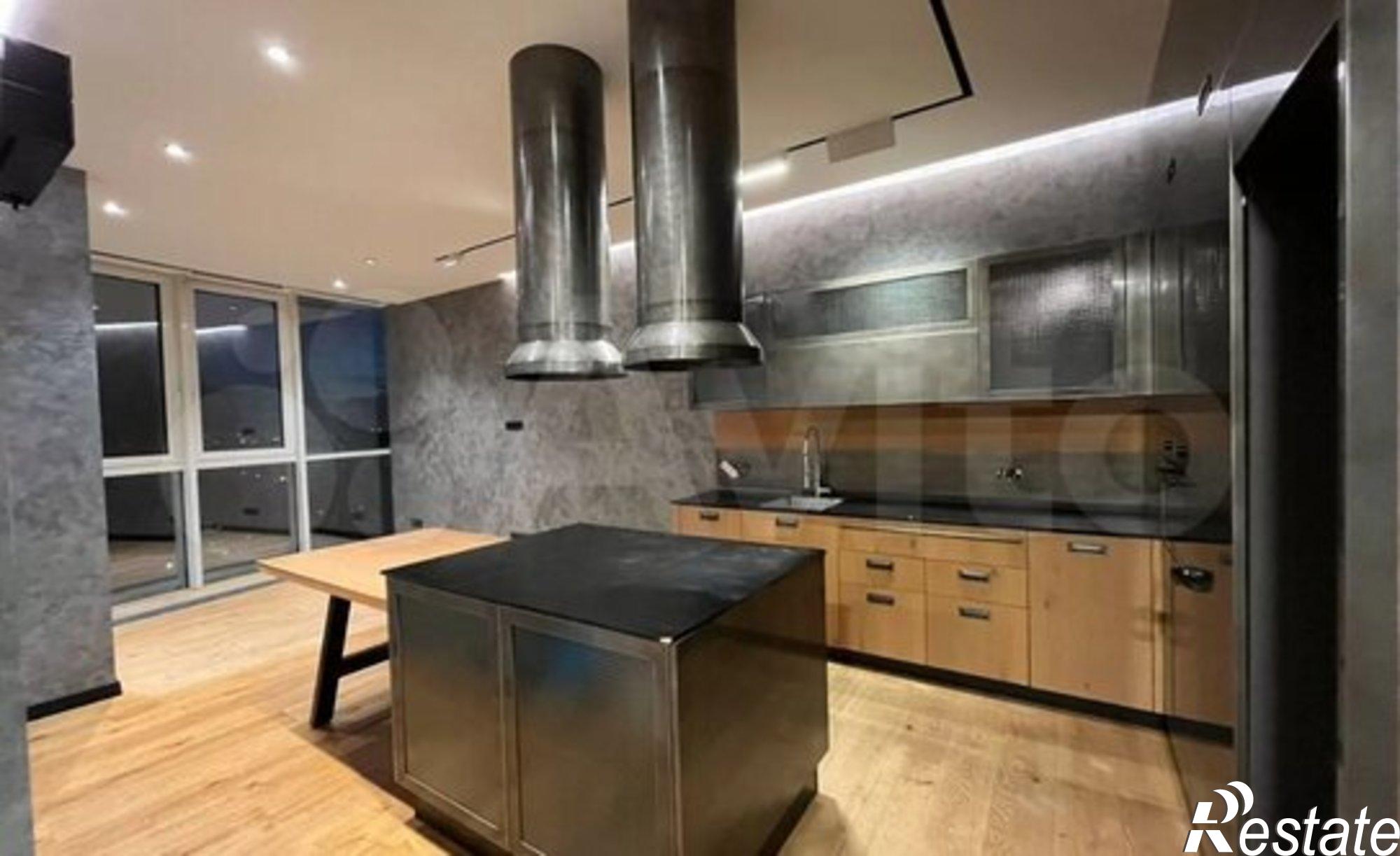 Купить квартиру за 22 900 000 рублей на улица Кубанская Набережная, 39