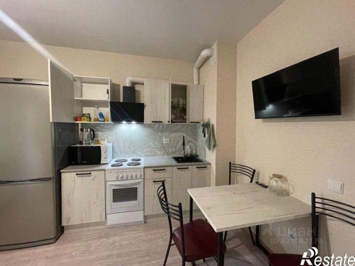 1-комн квартира улица Генерала Трошева, 11,  д. 11