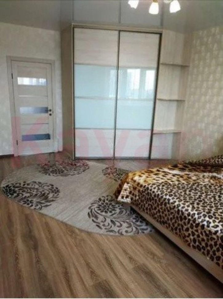 3-комн квартира Российская ул.