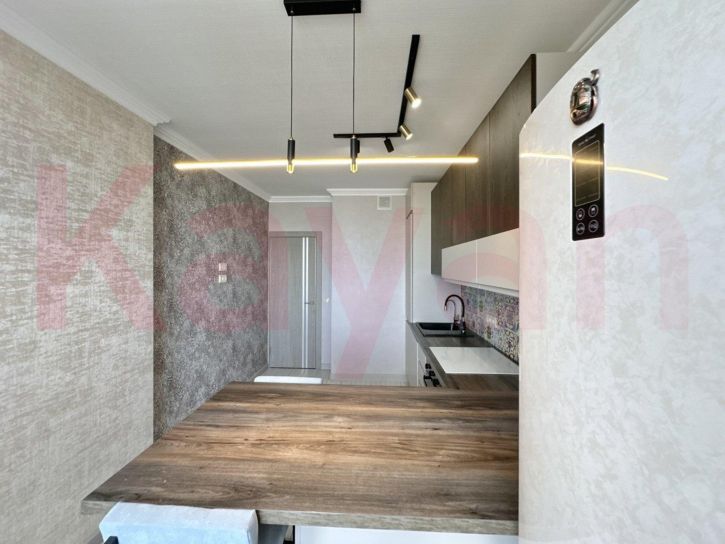 2-комн квартира Российская ул.