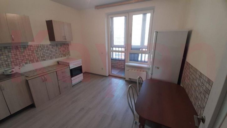 3-комн квартира Героев-Разведчиков ул.