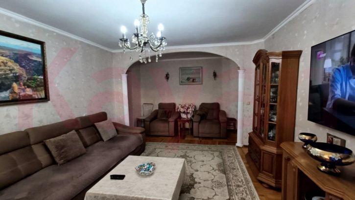 3-комн квартира им. Игнатова ул.