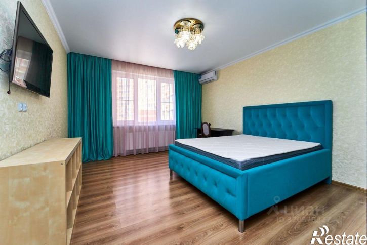 2-комн квартира Ставропольская улица, 336/1,  д. 336/1