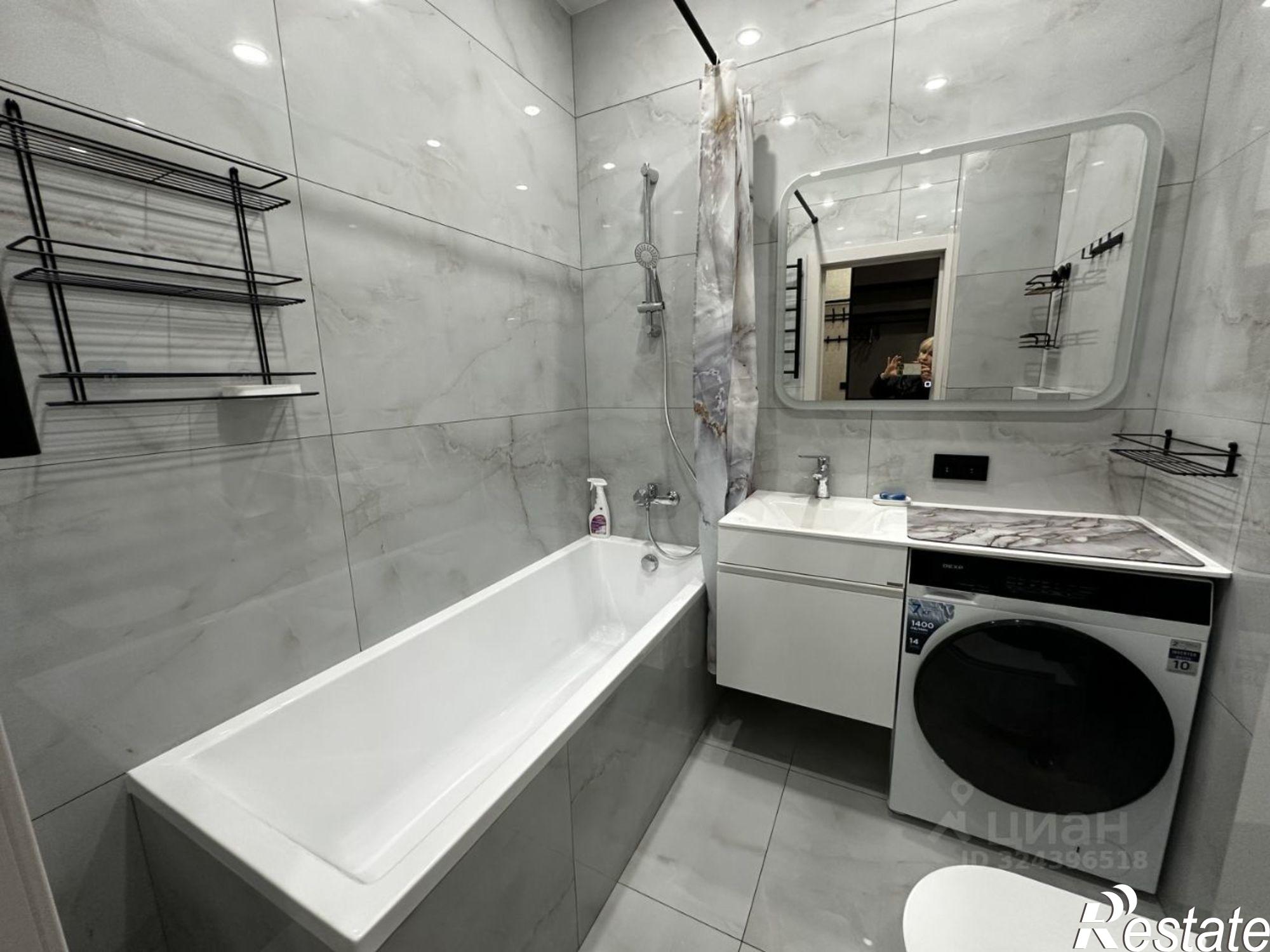 Сдать квартиру за 44 000 рублей на ул им. Дзержинского, 129/3