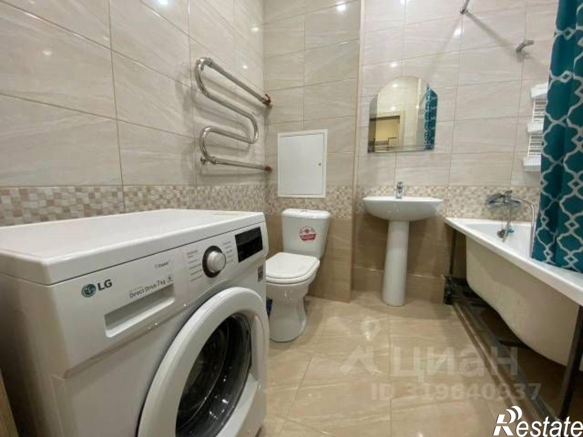 Сдать квартиру за 23 500 рублей на ул им. 40-летия Победы, 186 1