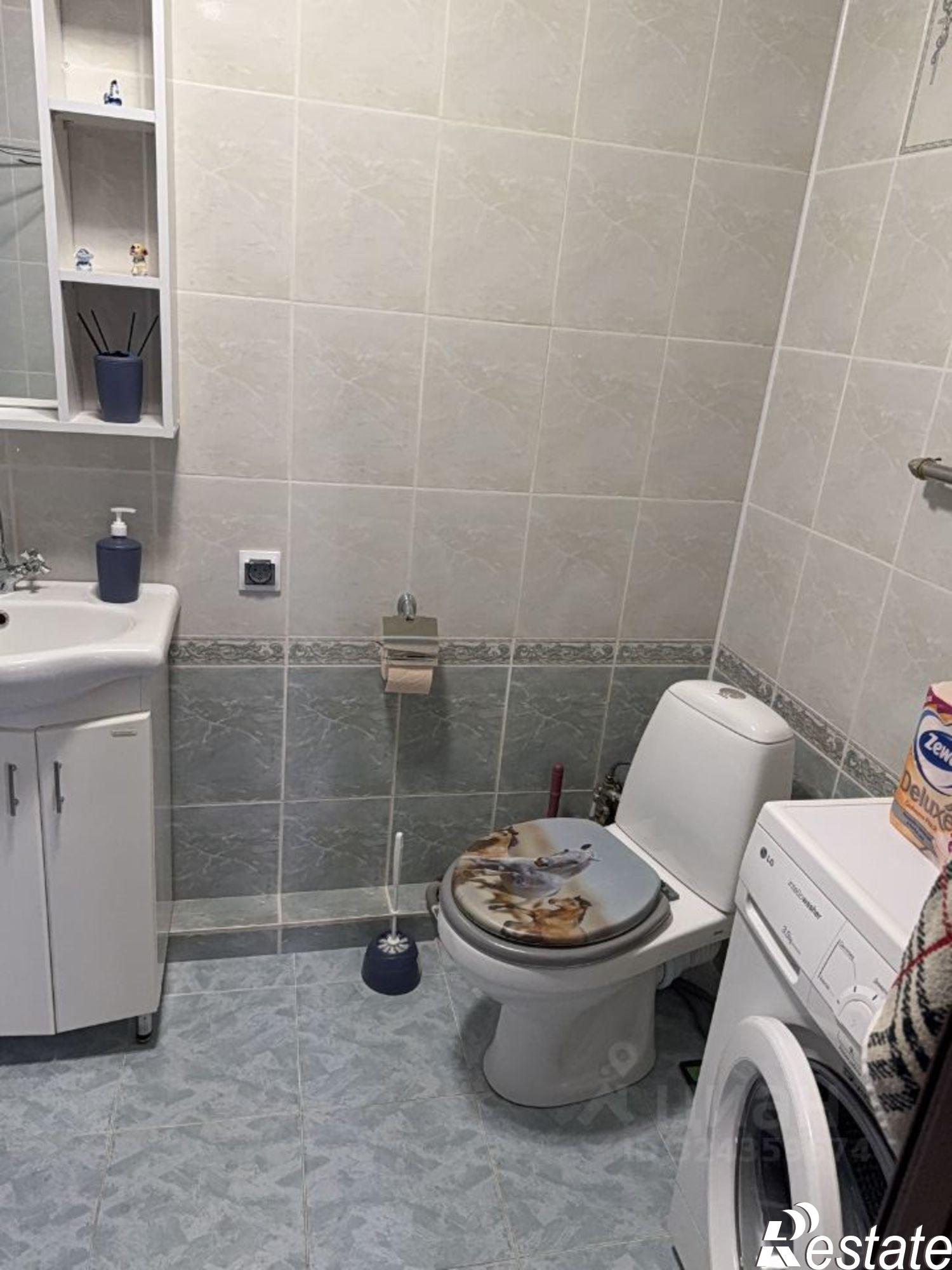 Сдать квартиру за 35 000 рублей на ул им. 40-летия Победы, 43