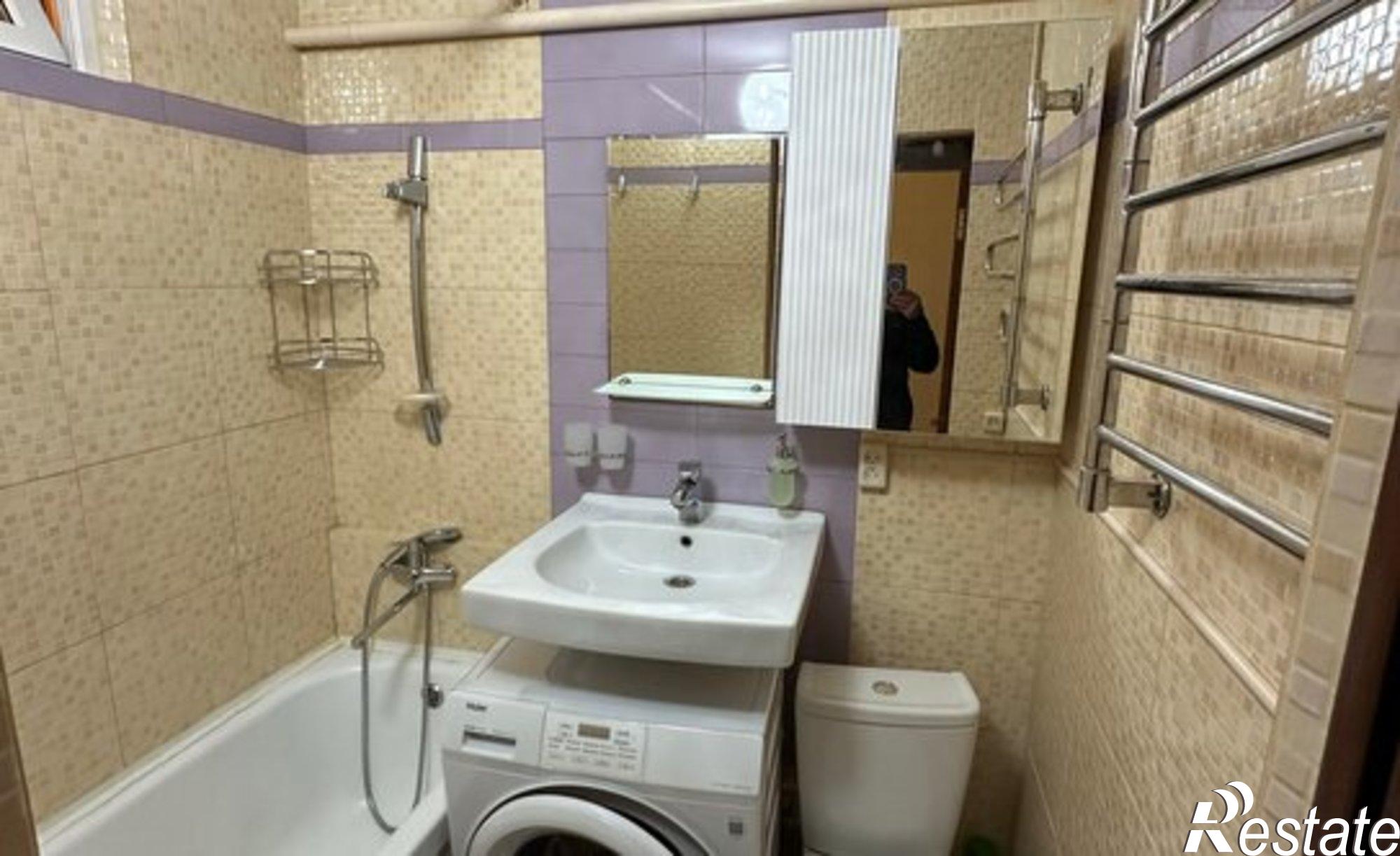 Купить квартиру за 4 650 000 рублей на улица Стасова, 141