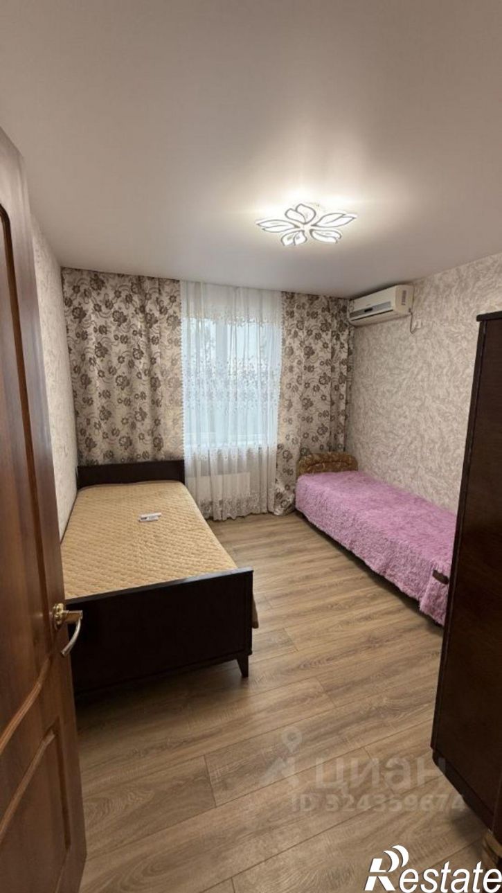 2-комн квартира ул им. 40-летия Победы, 43,  д. 43