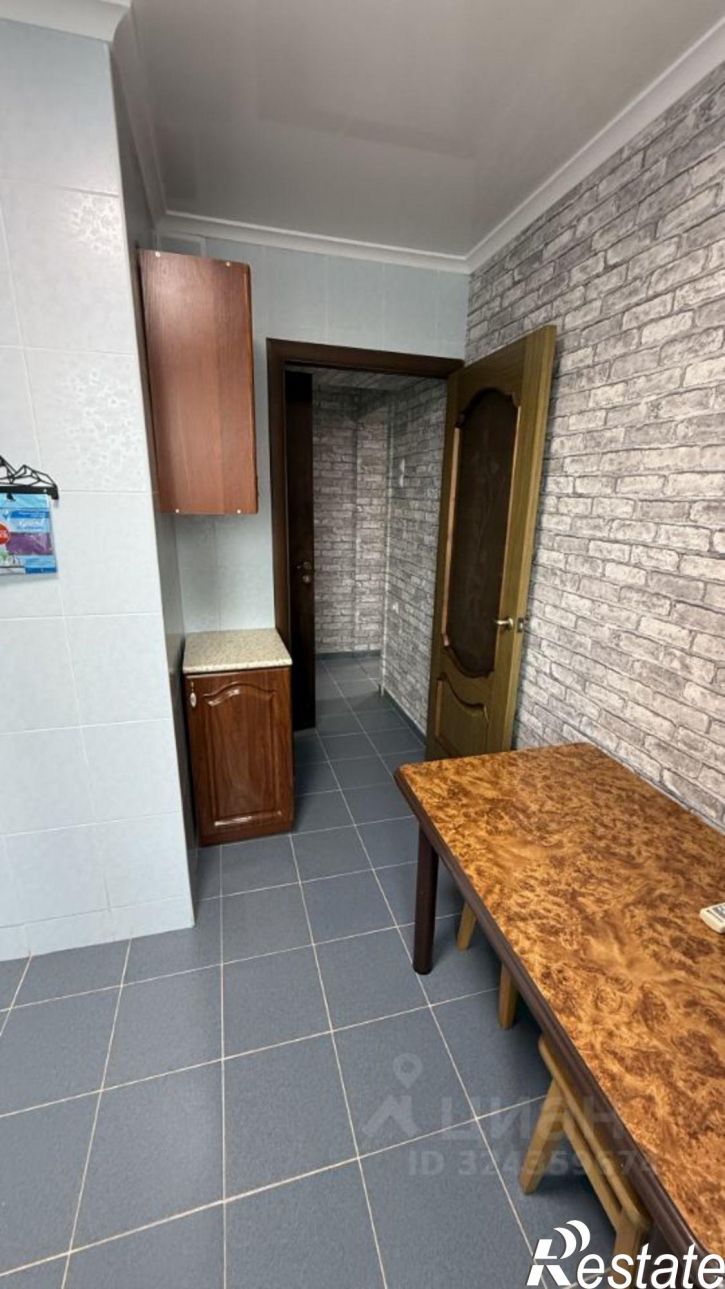 2-комн квартира ул им. 40-летия Победы, 43,  д. 43