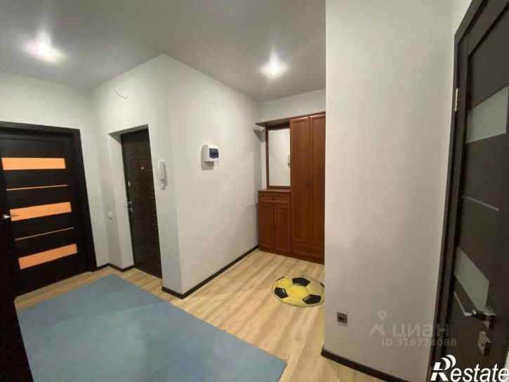 2-комн квартира ул им. Евгении Жигуленко, 3 1,  д. 3 1,  к. 1