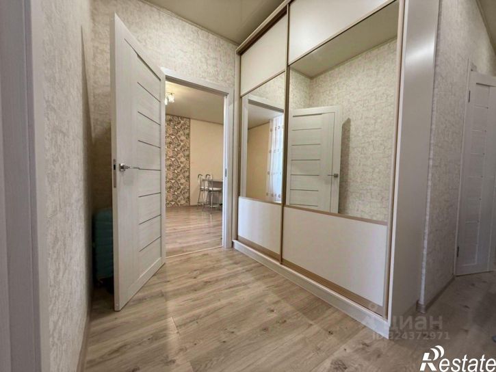 2-комн квартира ул им. Героя Яцкова И.В., 15 1,  д. 15 1,  к. 1