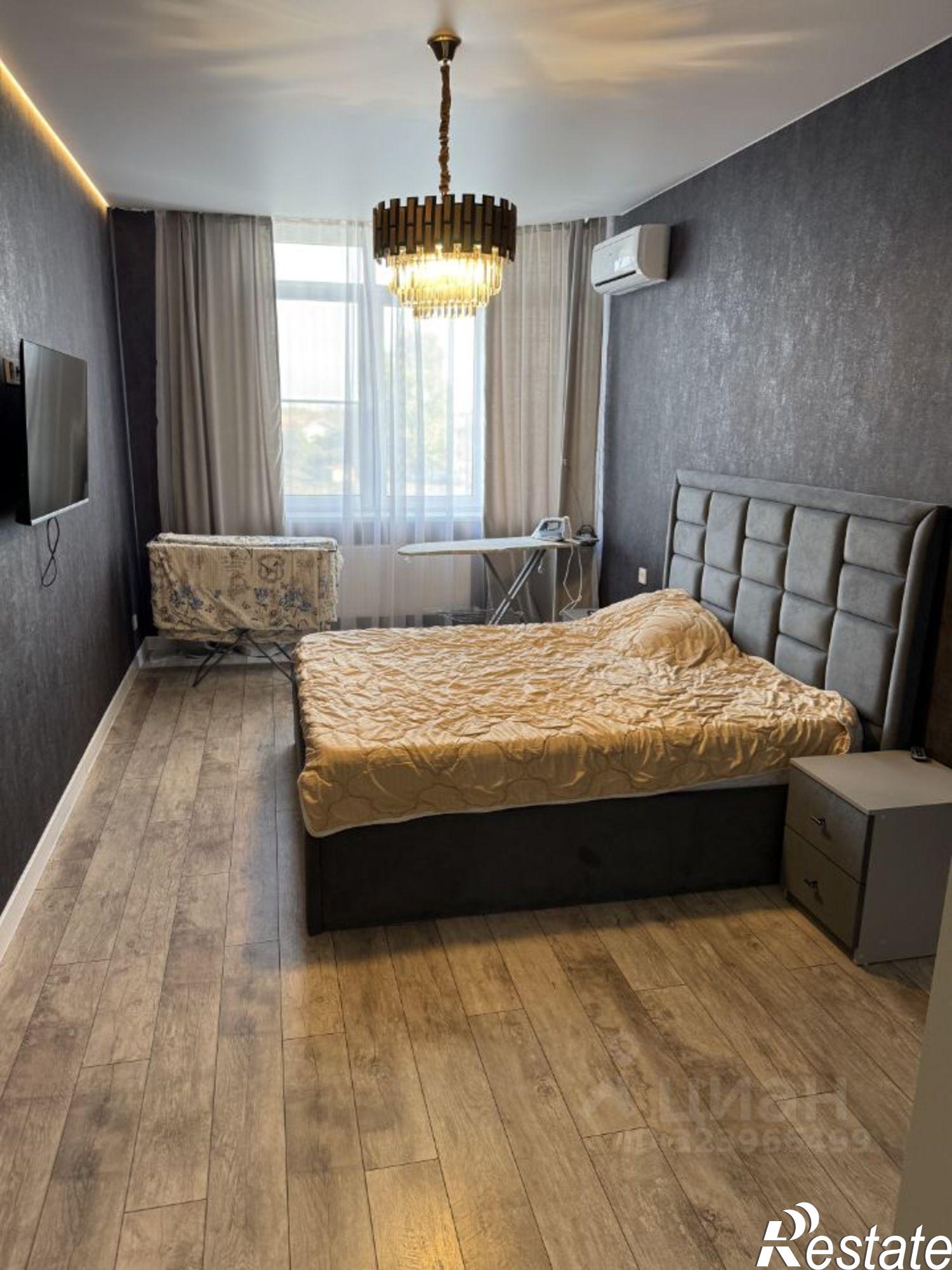 Сдать квартиру за 30 000 рублей на улица Дзержинского, 110А к1