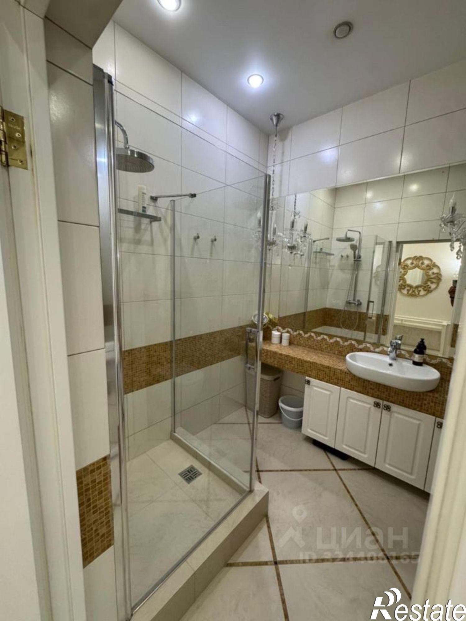 Сдать квартиру за 80 000 рублей на проспект Константина Образцова, 4/2