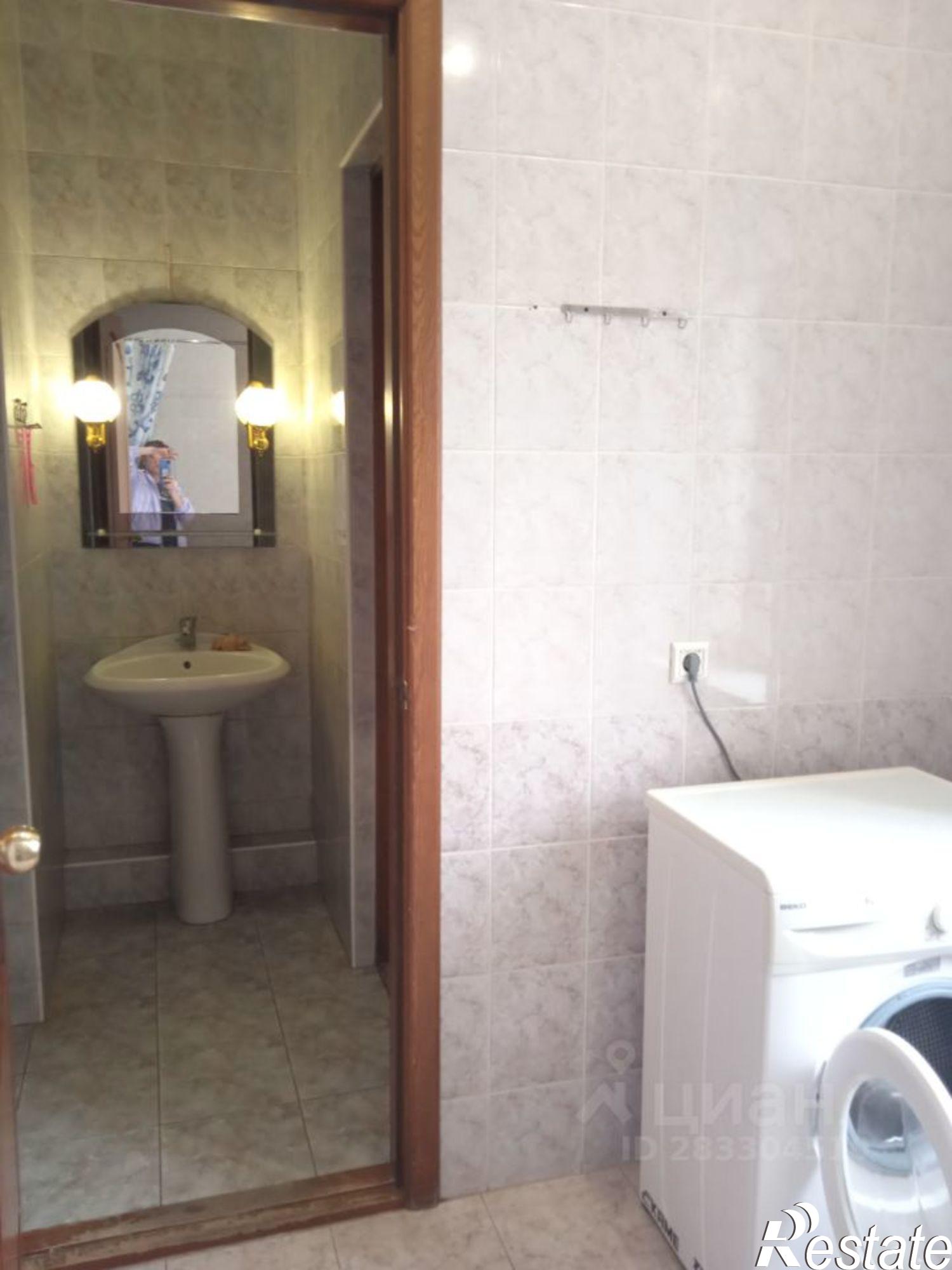 Сдать дачу, дом, коттедж за 110 000 рублей на ул КИМ, 38