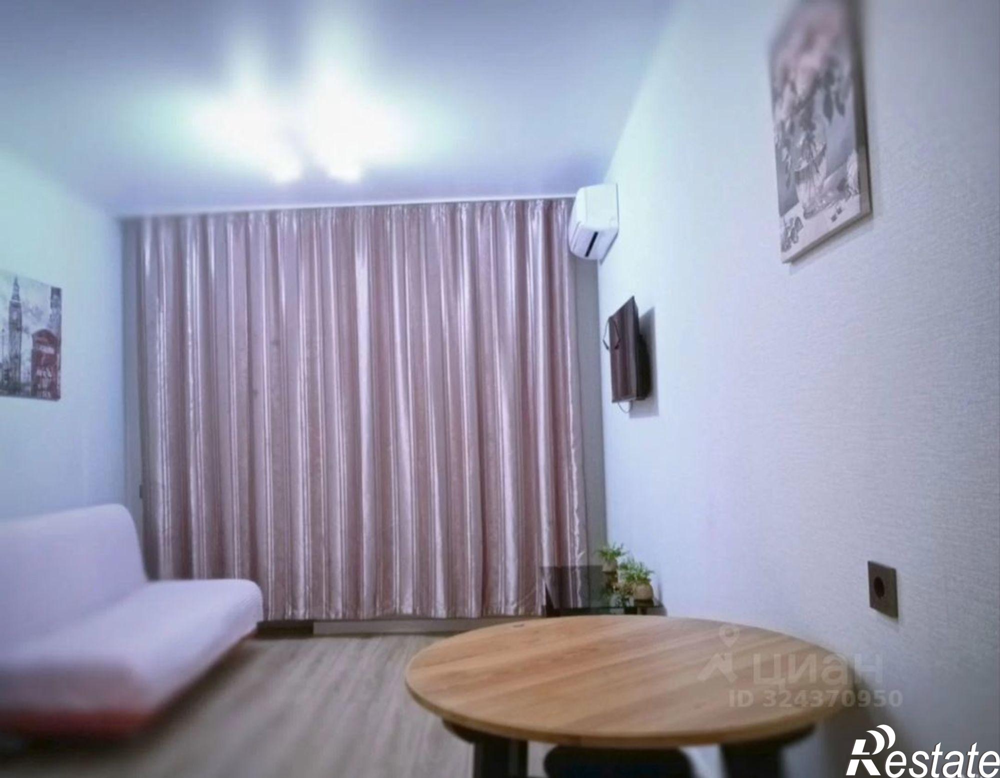 Сдать квартиру за 26 000 рублей на улица имени Константина Гондаря, 93