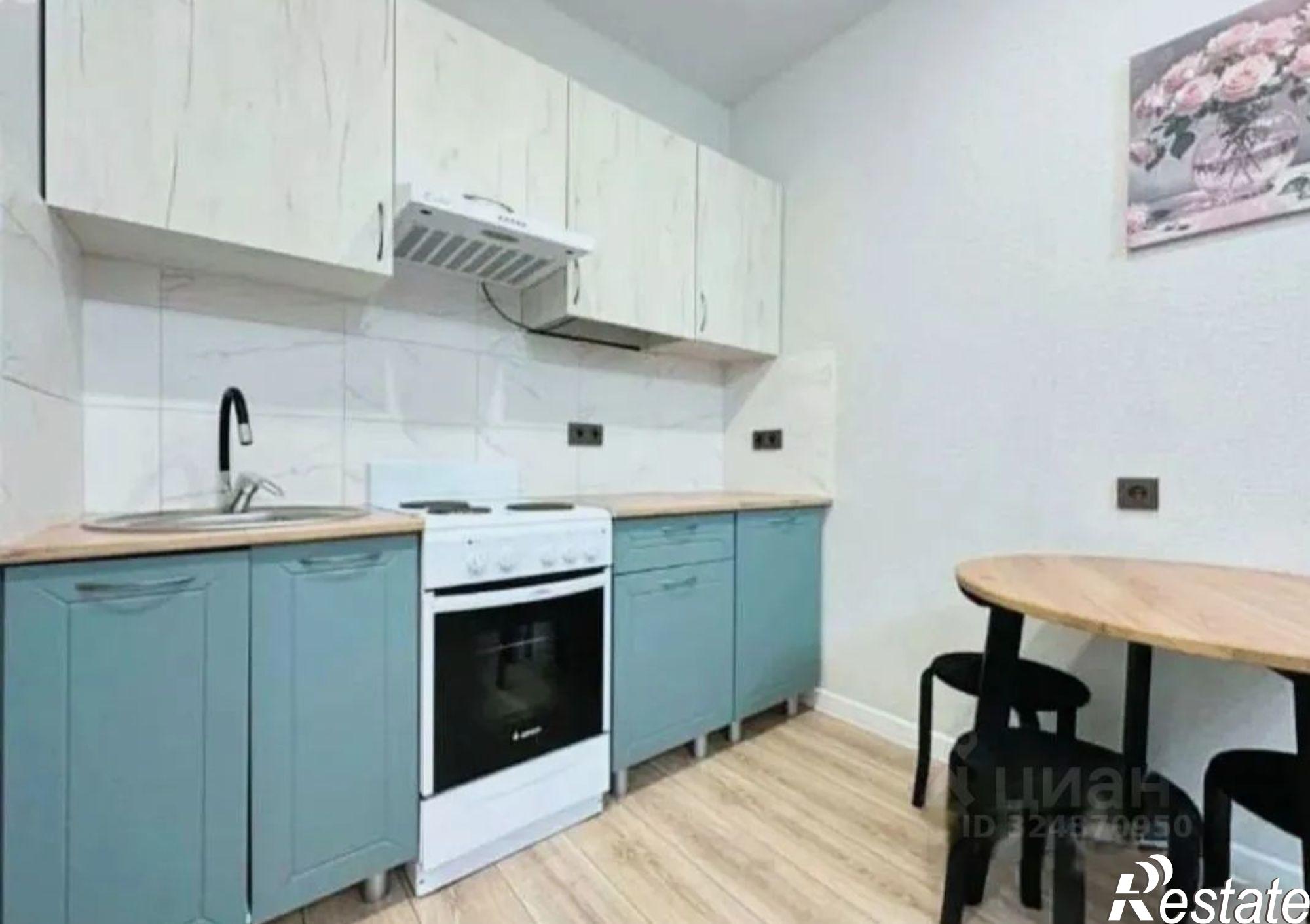 Сдать квартиру за 26 000 рублей на улица имени Константина Гондаря, 93