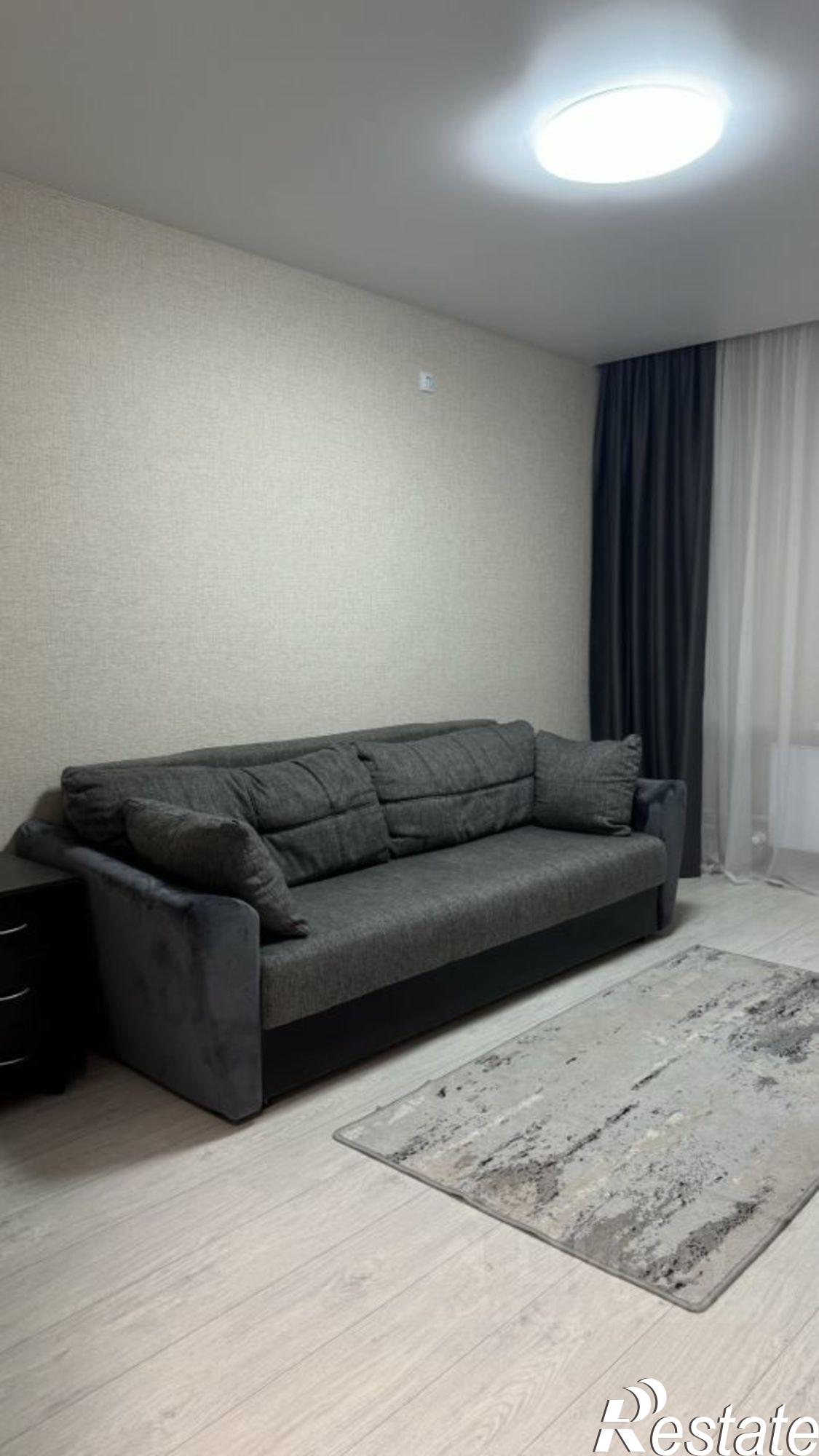 Сдать квартиру за 17 000 рублей на ул им. генерал-лейтенанта Александра Сапрунова, 37