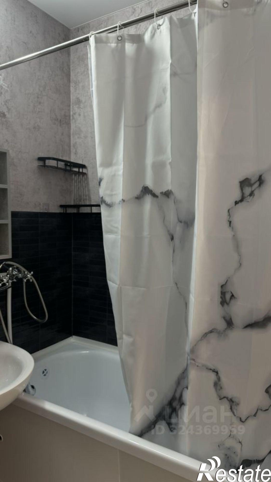 Сдать квартиру за 17 000 рублей на ул им. генерал-лейтенанта Александра Сапрунова, 37