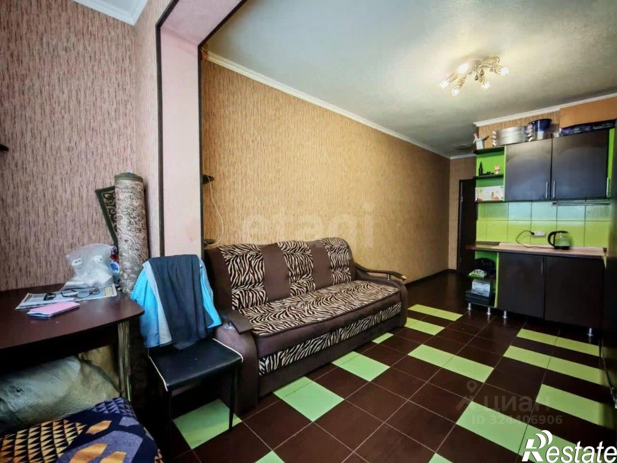 Купить квартиру за 4 000 000 рублей на Тепличная улица, 104