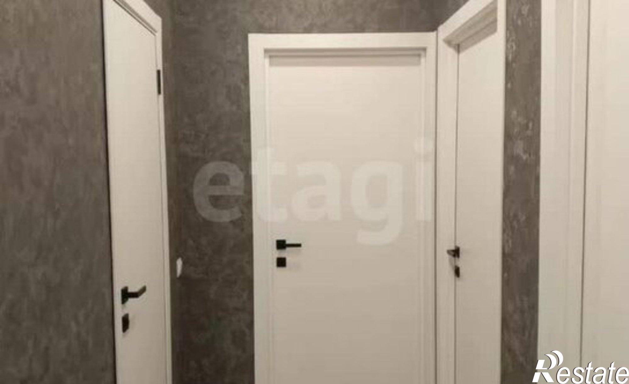 Купить квартиру за 8 800 000 рублей на ул им. Адмирала Серебрякова, 3 3